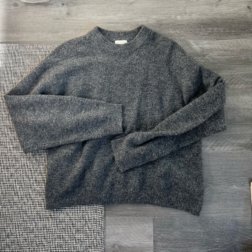 H&M Sweater